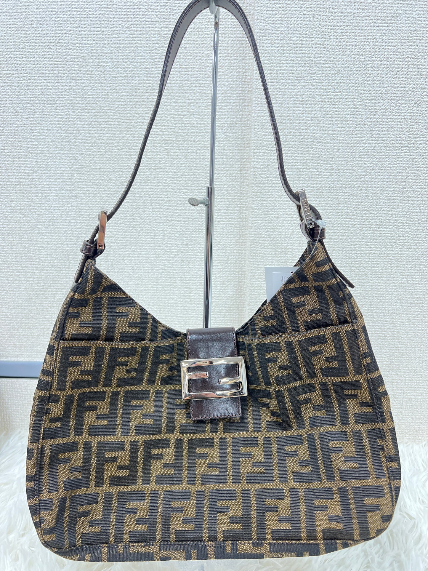 Ferragamo Brown Shoulder Bags A-17801