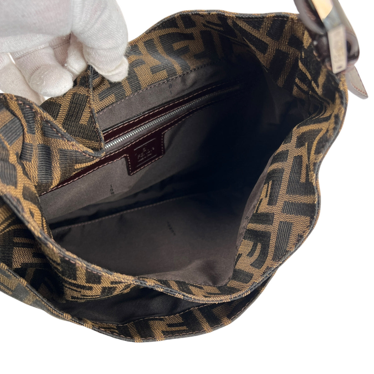 Ferragamo Brown Shoulder Bags A-17801