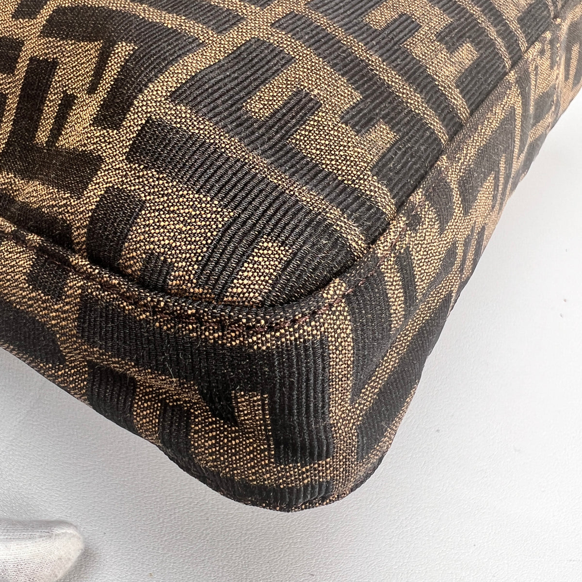Ferragamo Brown Shoulder Bags A-17801