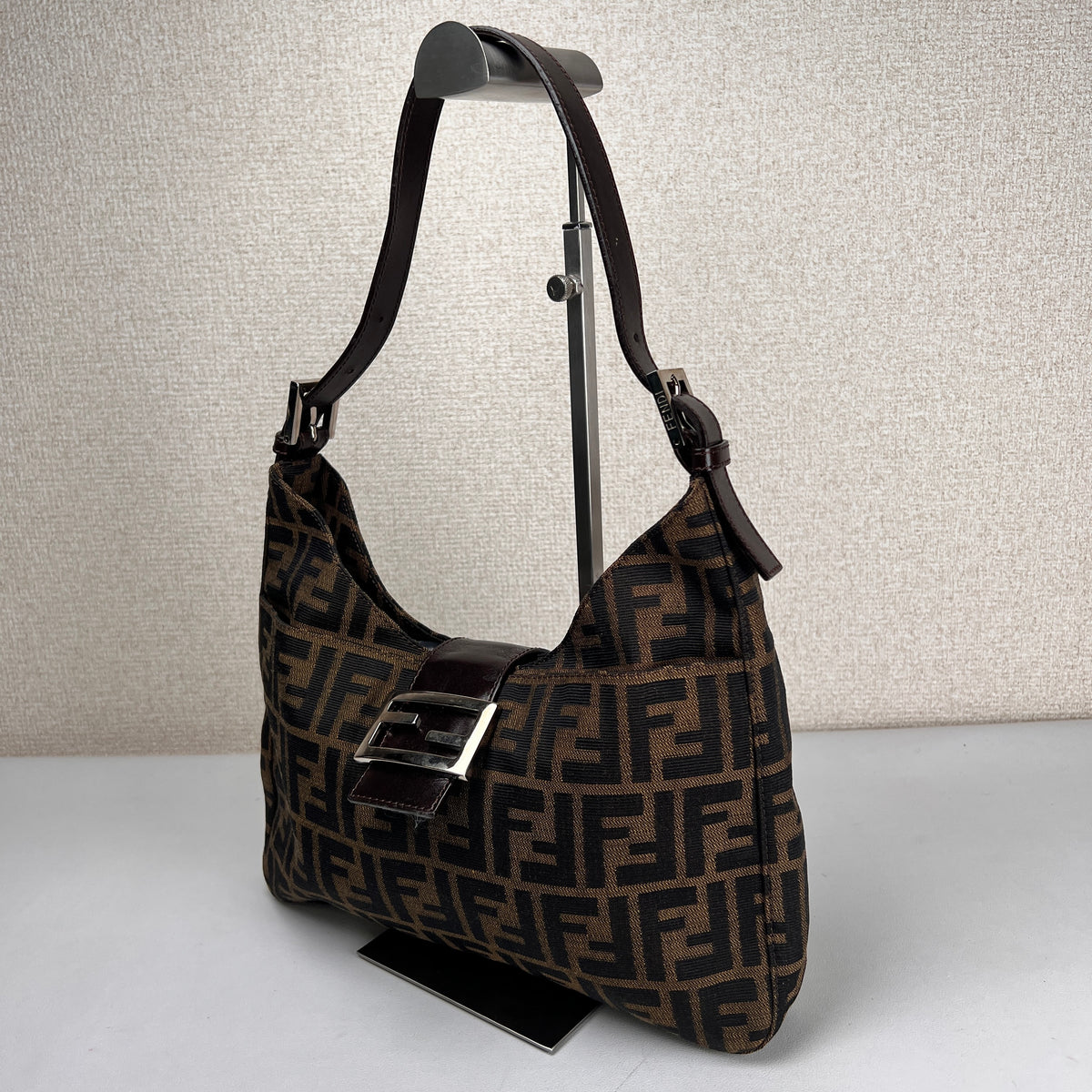 Ferragamo Brown Shoulder Bags A-17801