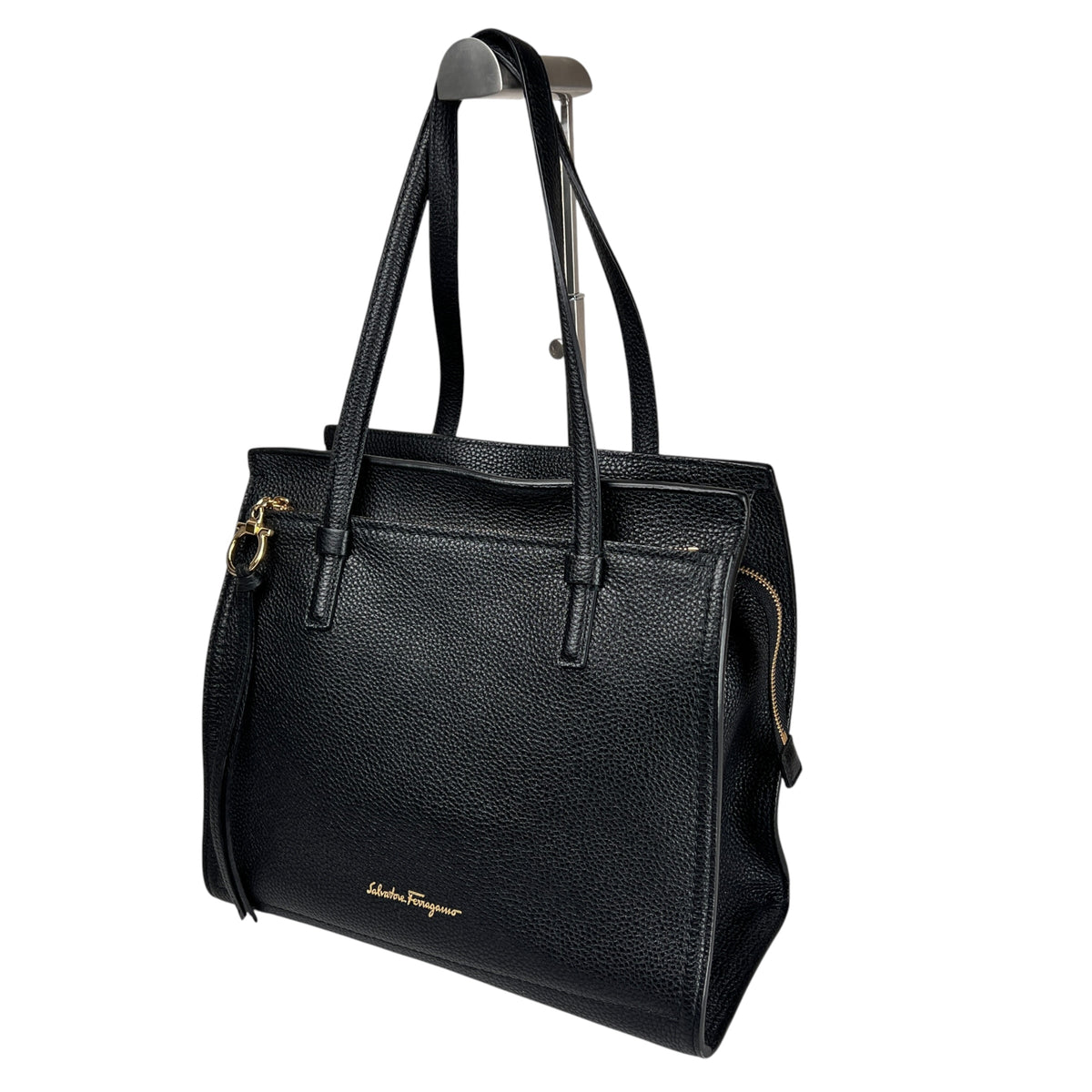 Ferragamo Black Tote Bags A-17802
