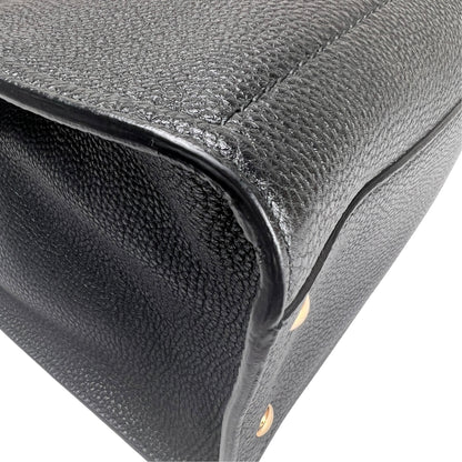 Ferragamo Black Tote Bags A-17802