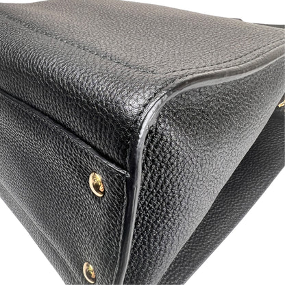 Ferragamo Black Tote Bags A-17802