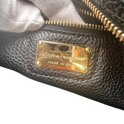 Ferragamo Black Tote Bags A-17802
