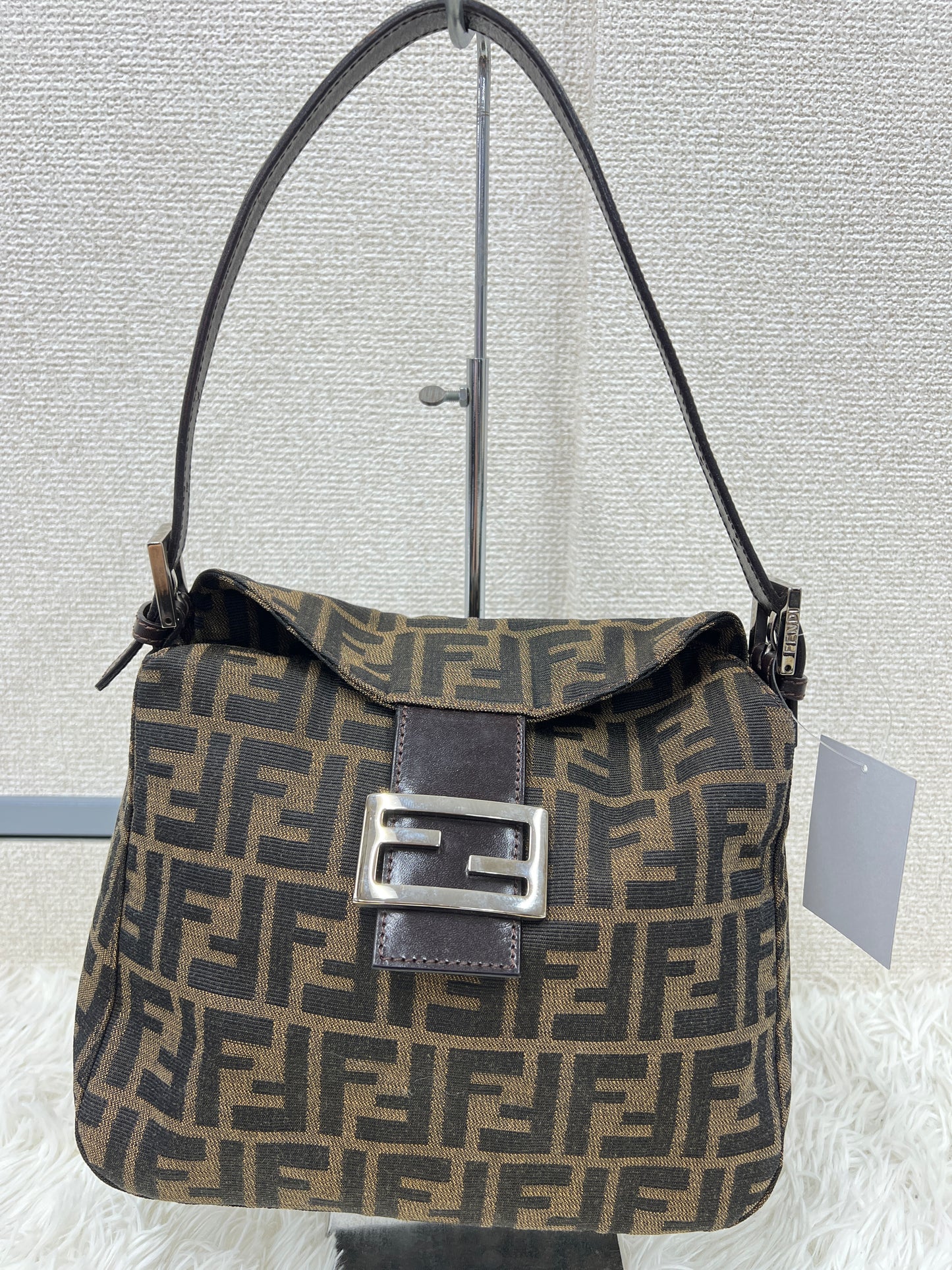 Fendi Brown Shoulder Bags A-17804
