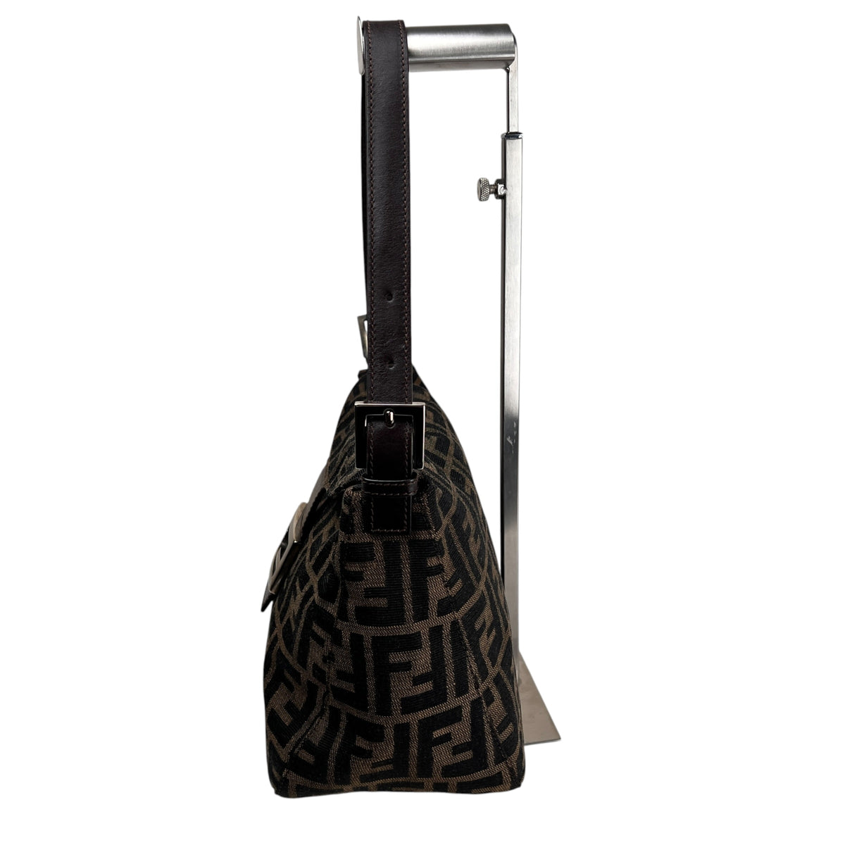 Fendi Brown Shoulder Bags A-17804