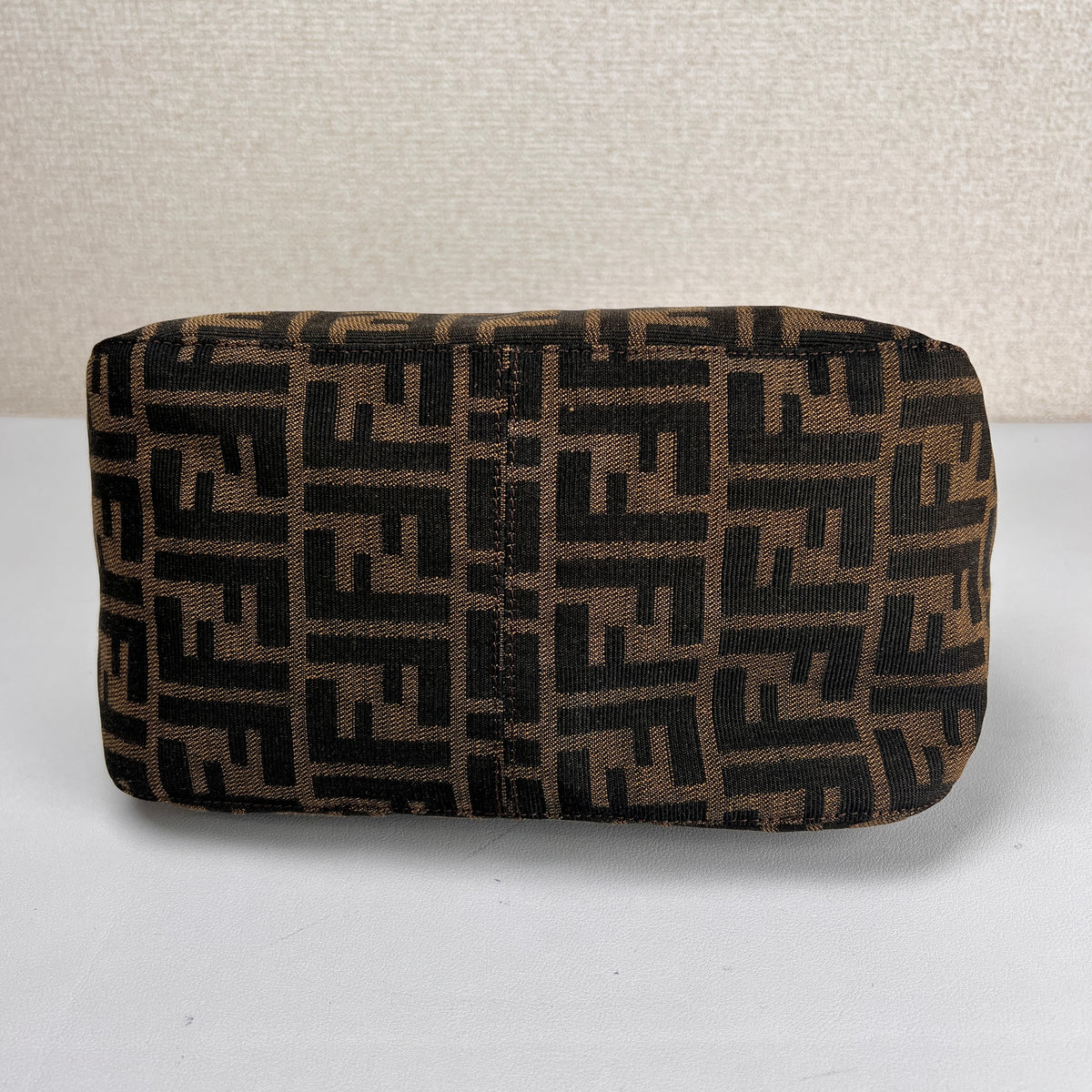 Fendi Brown Shoulder Bags A-17804