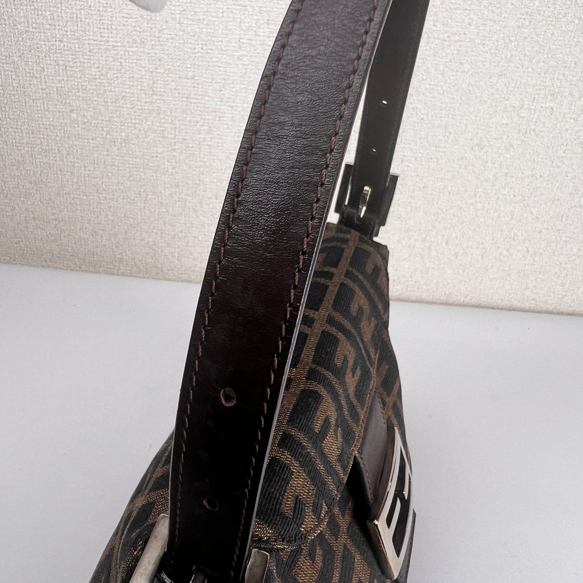 Fendi Brown Shoulder Bags A-17804