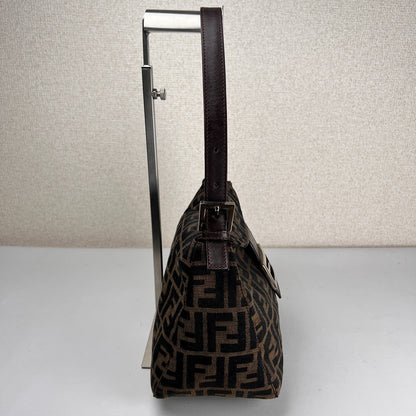 Fendi Brown Shoulder Bags A-17804