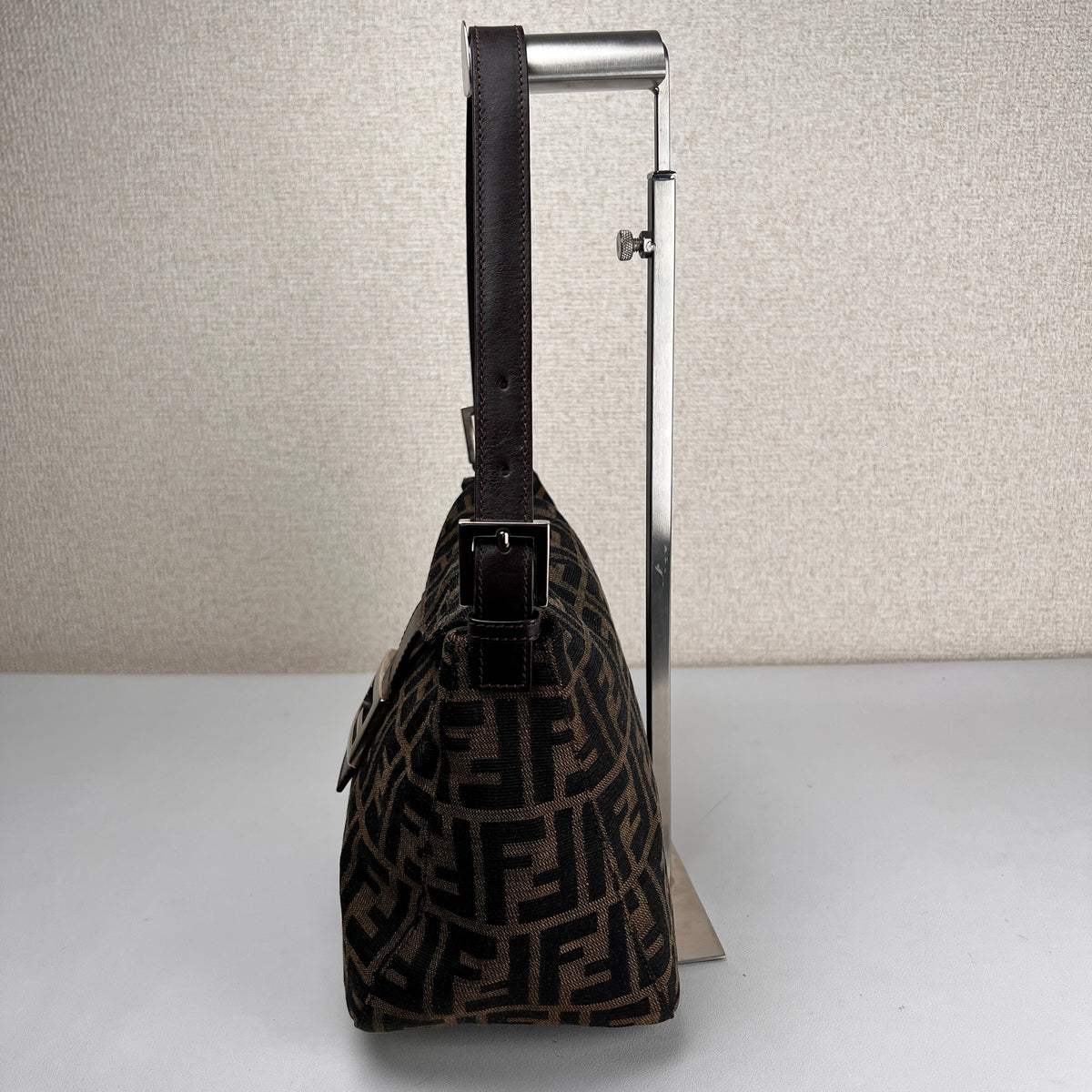 Fendi Brown Shoulder Bags A-17804