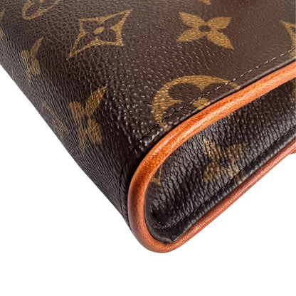 Louis Vuitton Brown Shoulder Bags A-17807