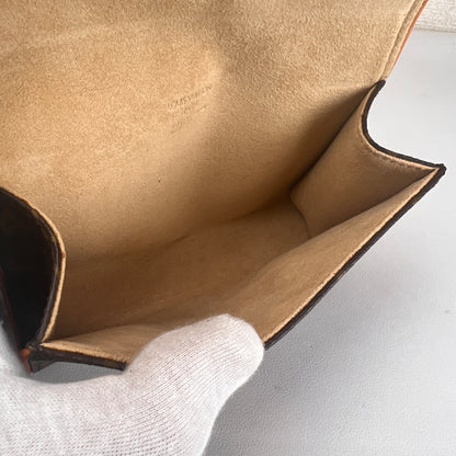 Louis Vuitton Brown Shoulder Bags A-17807