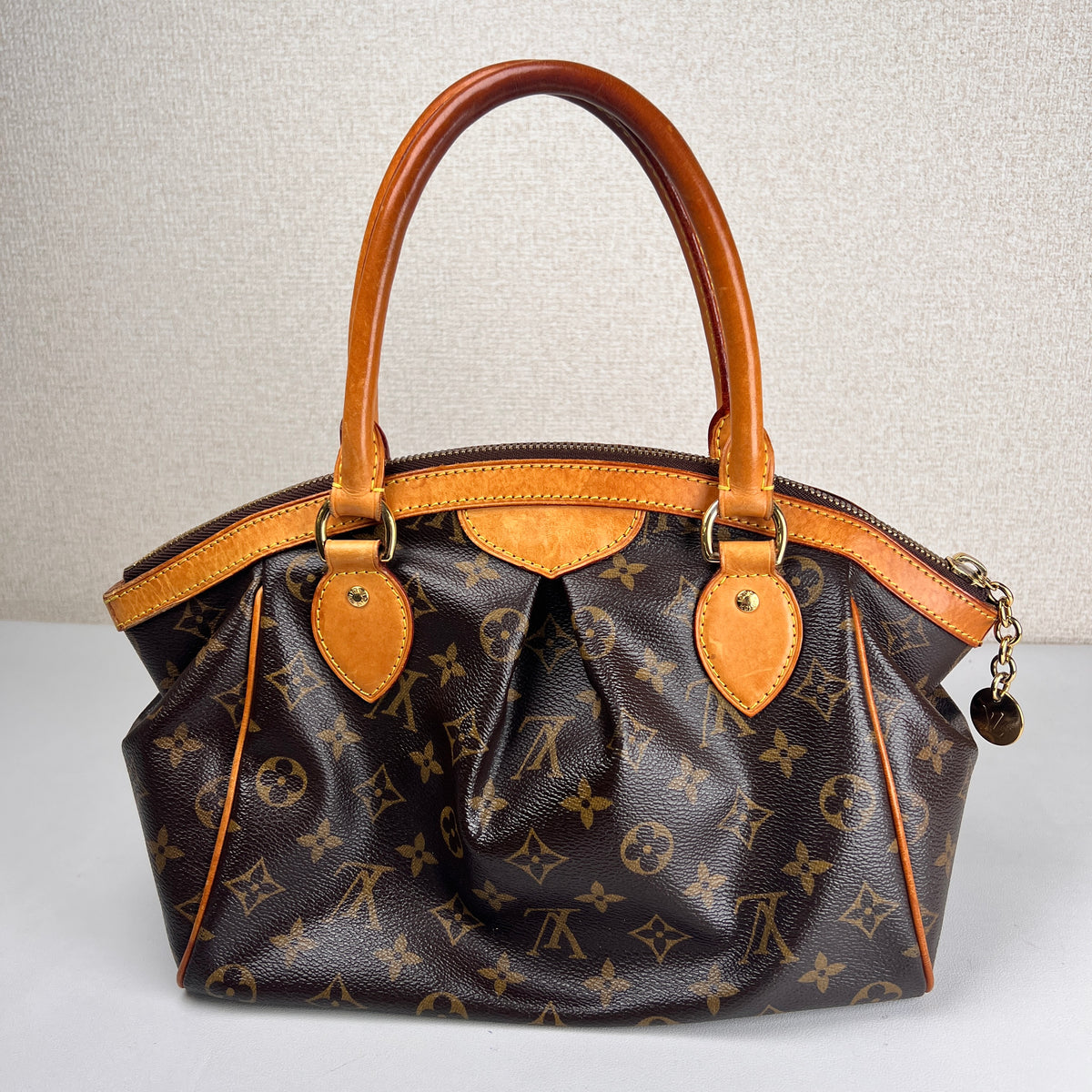 Louis Vuitton Brown Handle Bags A-17809
