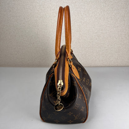 Louis Vuitton Brown Handle Bags A-17809