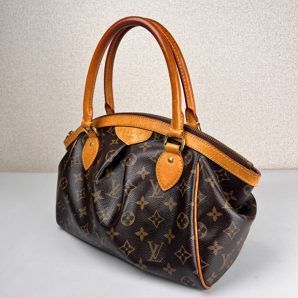 Louis Vuitton Brown Handle Bags A-17809