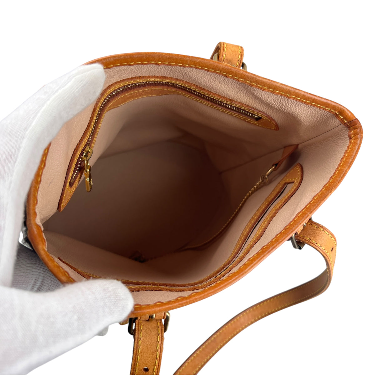 Louis Vuitton Brown Handle Bags A-17812