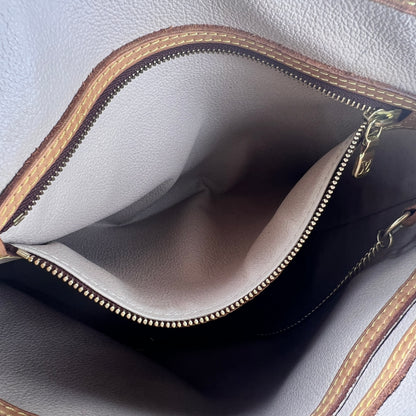 Louis Vuitton Brown Handle Bags A-17812