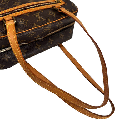 Louis Vuitton Brown Shoulder Bags A-17813