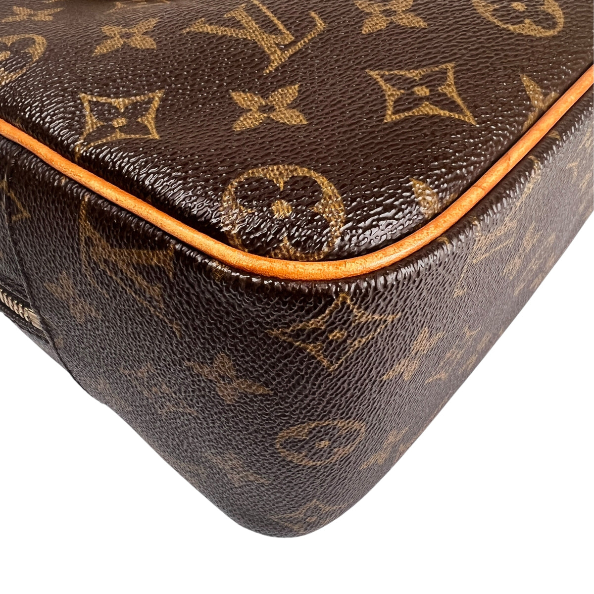 Louis Vuitton Brown Shoulder Bags A-17813