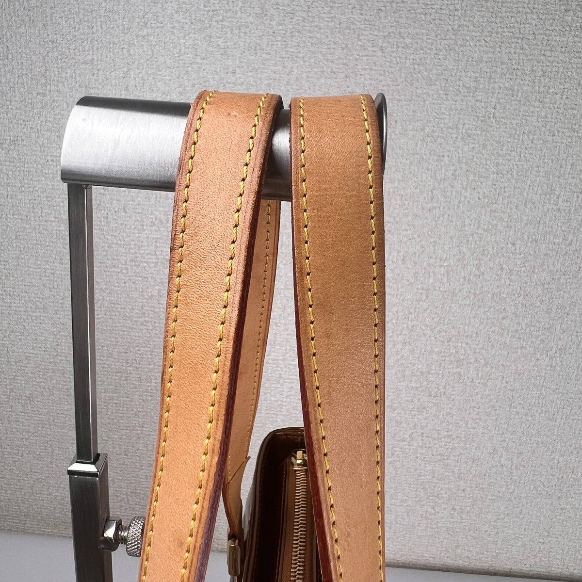 Louis Vuitton Gold Handle Bags A-17814