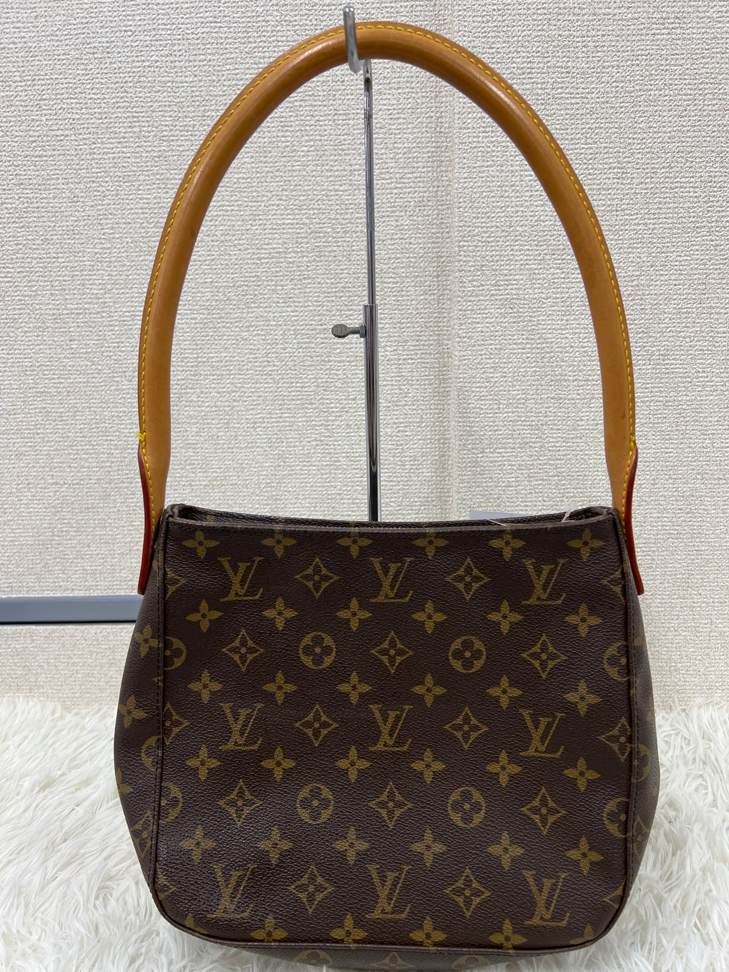 Louis Vuitton Brown Handle Bags A-17815