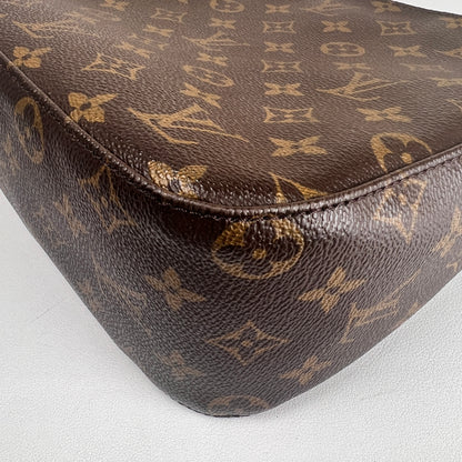 Louis Vuitton Brown Handle Bags A-17815