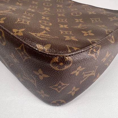 Louis Vuitton Brown Handle Bags A-17815