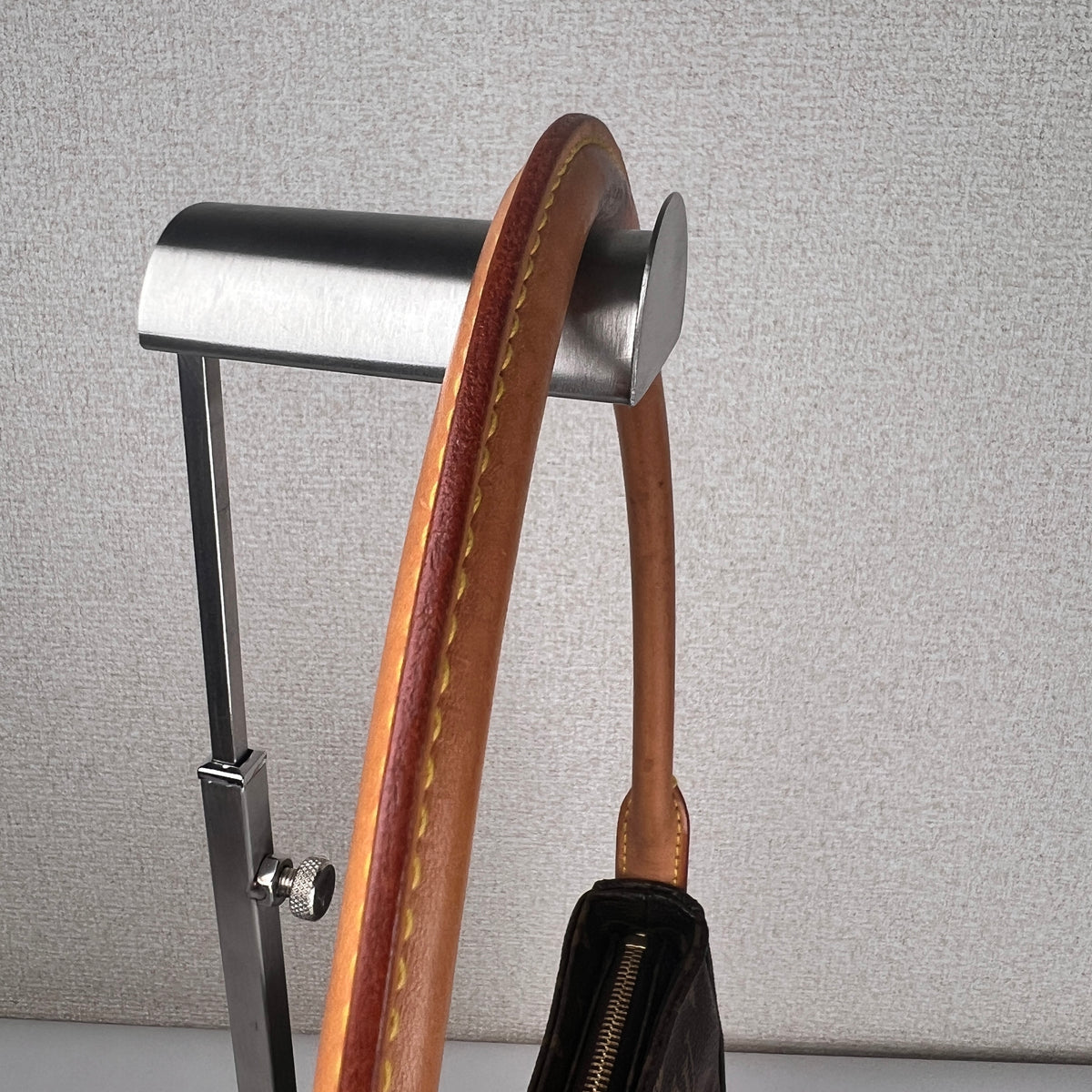 Louis Vuitton Brown Handle Bags A-17815