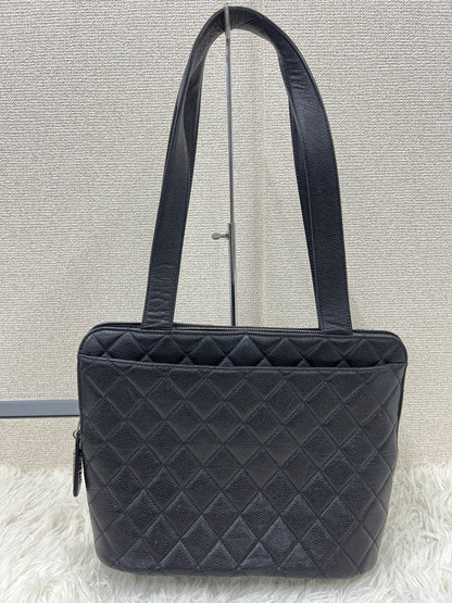 Chanel Black Tote Bags A-17816