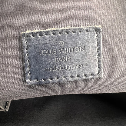 Louis Vuitton Black Handle Bags A-17825