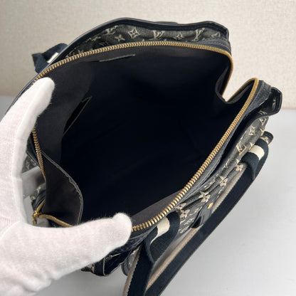 Louis Vuitton Black Handle Bags A-17825