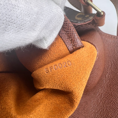 Louis Vuitton Brown Shoulder Bags A-17827