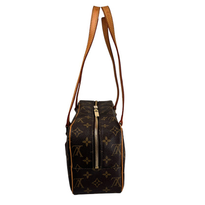 Louis Vuitton Brown Shoulder Bags A-17828