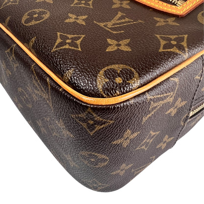 Louis Vuitton Brown Shoulder Bags A-17828