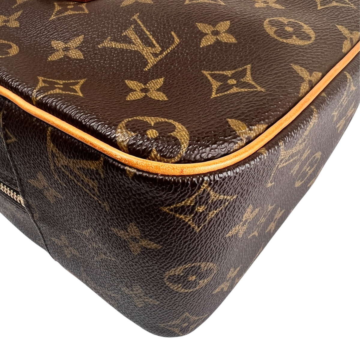 Louis Vuitton Brown Shoulder Bags A-17828