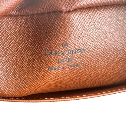 Louis Vuitton Brown Shoulder Bags A-17828