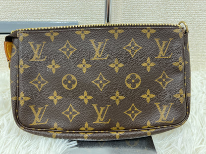 Louis Vuitton Brown Pouches A-17830