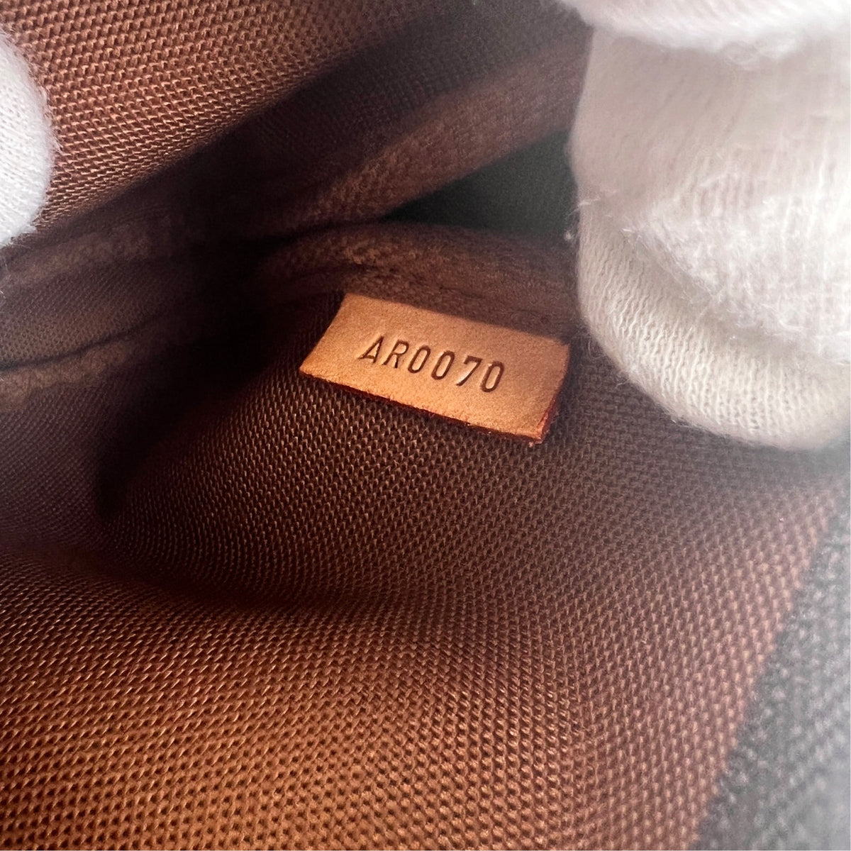Louis Vuitton Brown Pouches A-17830