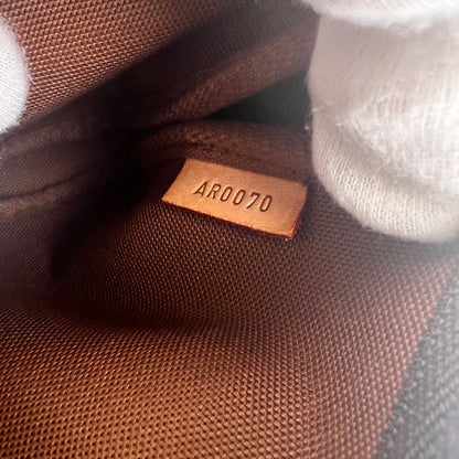 Louis Vuitton Brown Pouches A-17830