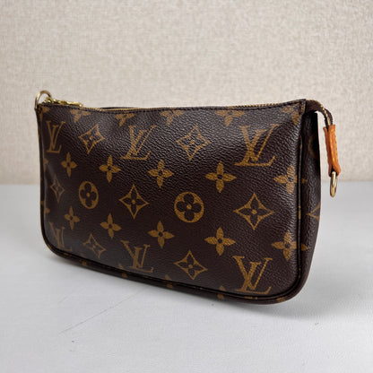 Louis Vuitton Brown Pouches A-17830
