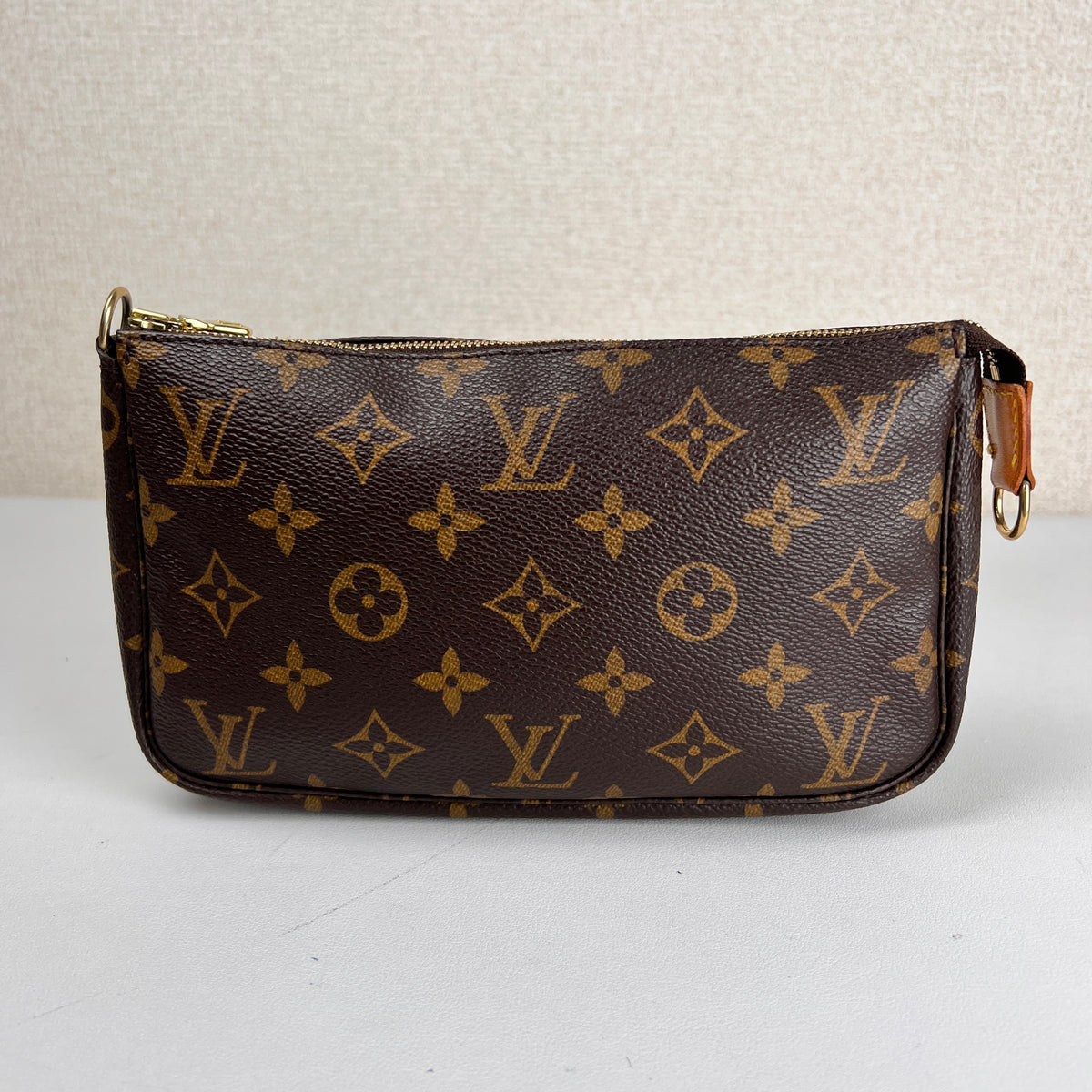 Louis Vuitton Brown Pouches A-17830