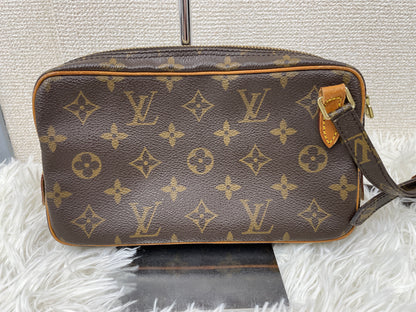 Louis Vuitton Brown Shoulder Bags A-17831