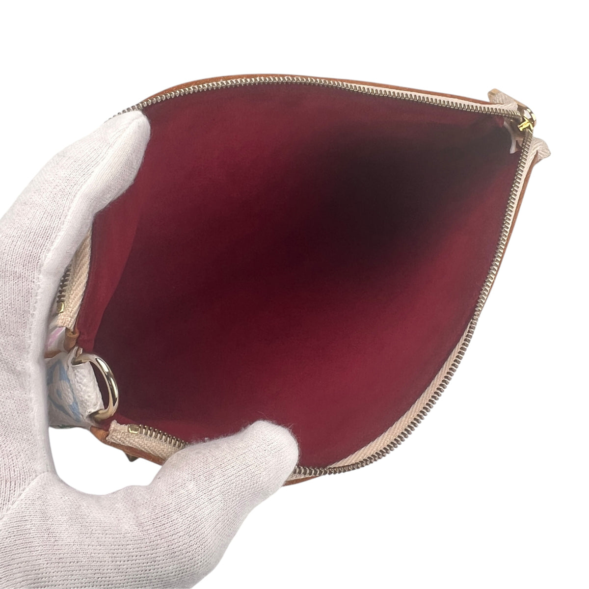 Louis Vuitton Multicolor Pouches A-17833
