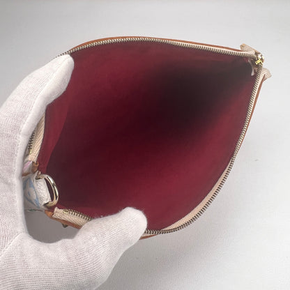 Louis Vuitton Multicolor Pouches A-17833