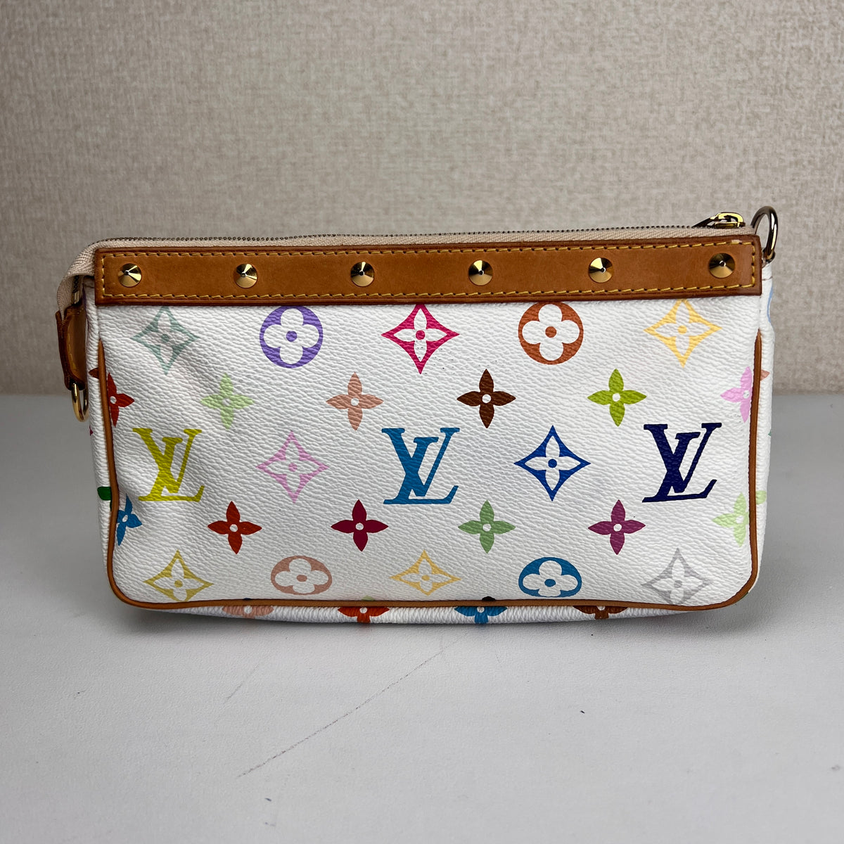 Louis Vuitton Multicolor Pouches A-17833