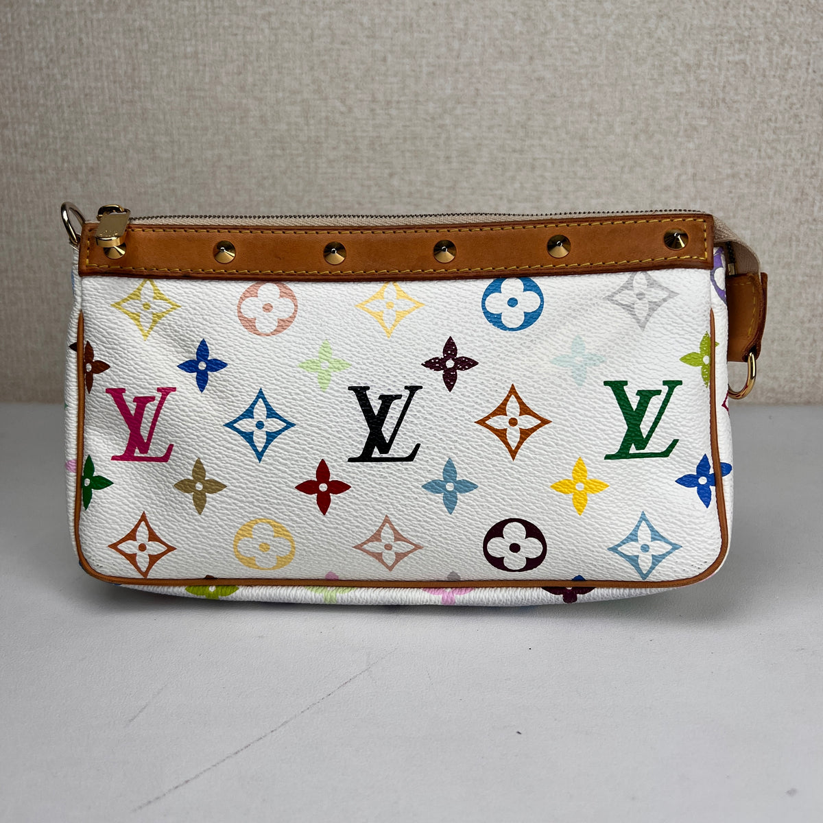 Louis Vuitton Multicolor Pouches A-17833