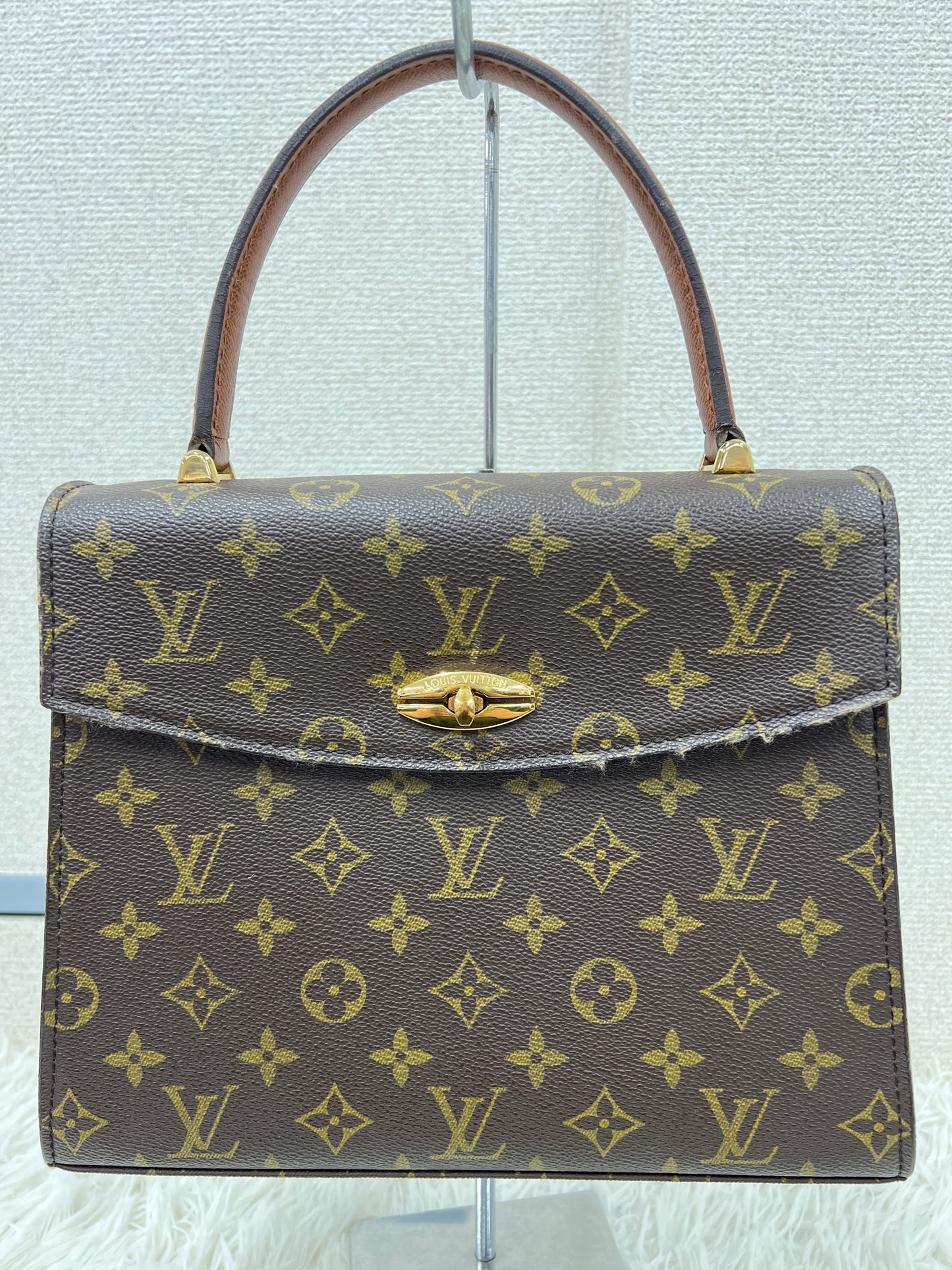 Louis Vuitton Brown Handle Bags A-17834