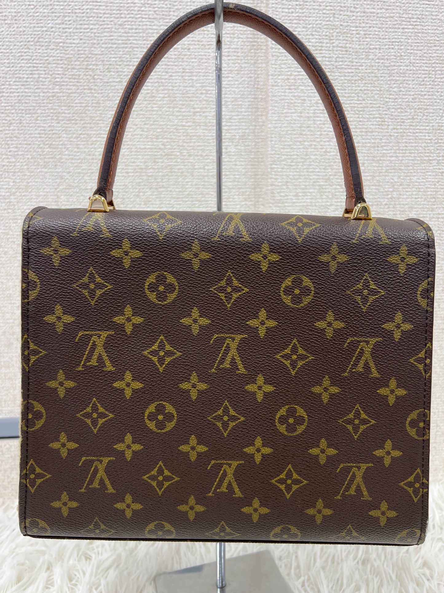 Louis Vuitton Brown Handle Bags A-17834