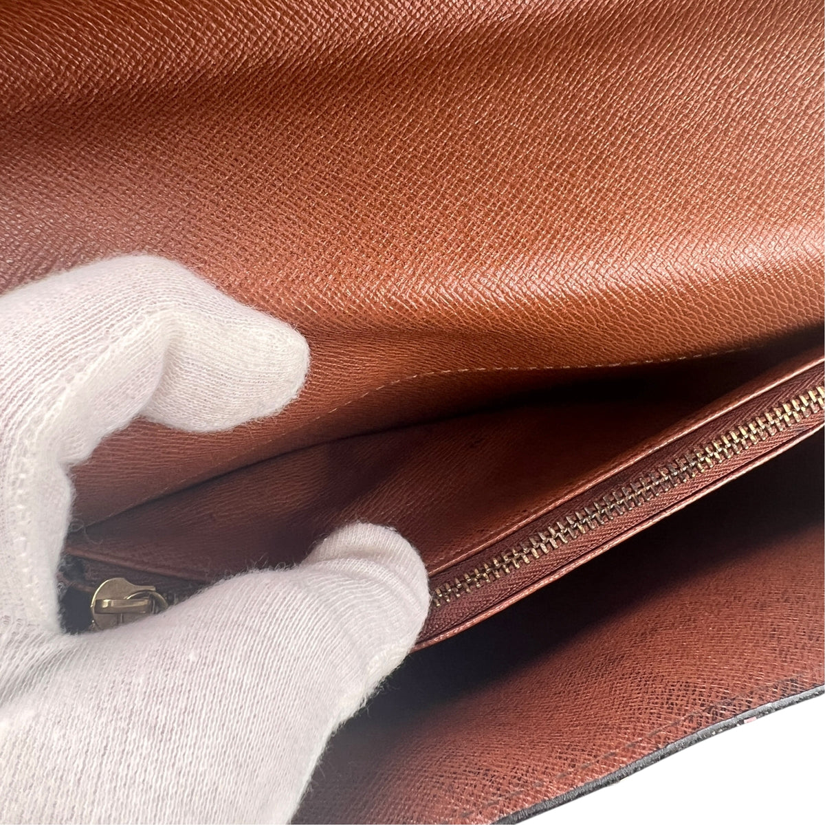 Louis Vuitton Brown Handle Bags A-17834