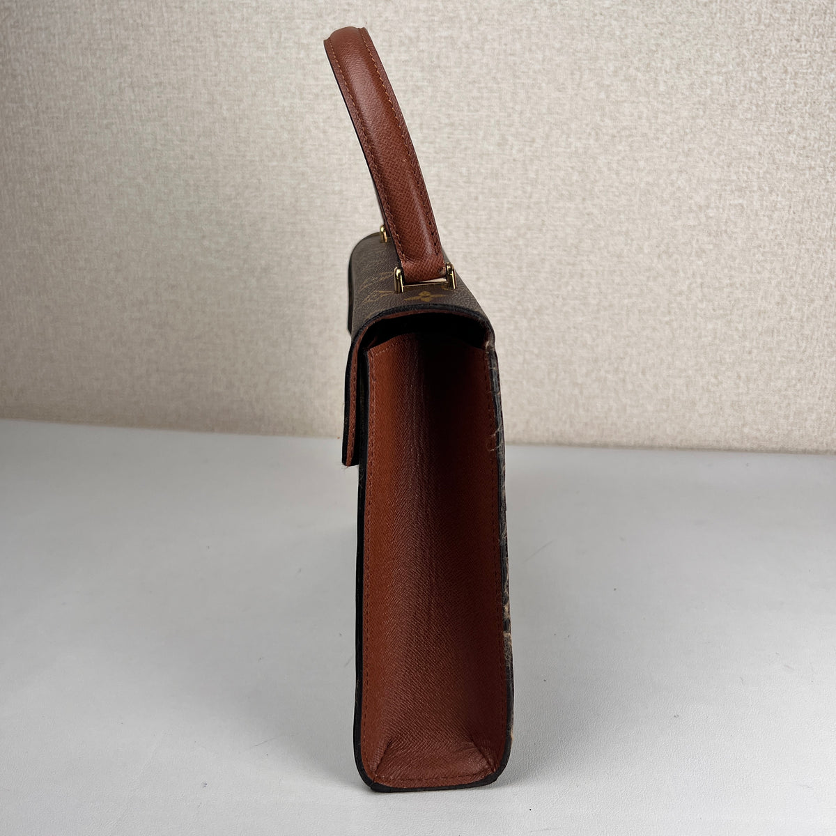 Louis Vuitton Brown Handle Bags A-17834
